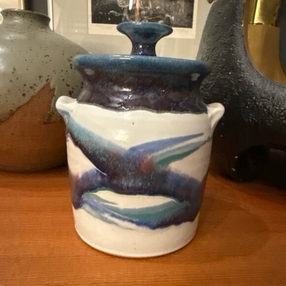 VTG Whitefish Pottery Stoneware Crock Montana Dog Treats Jug W Lid Handmade - Picture 7 of 13